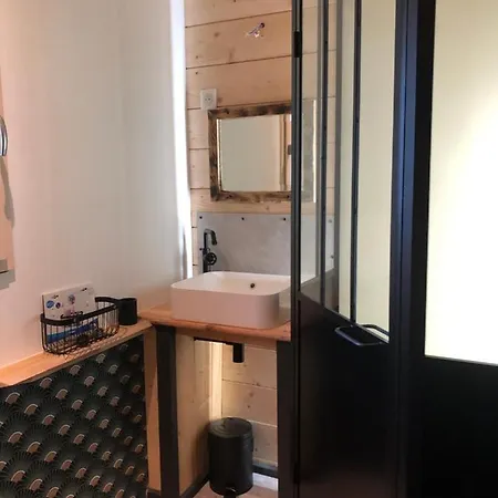 Le Petit Repaire * Sailhan