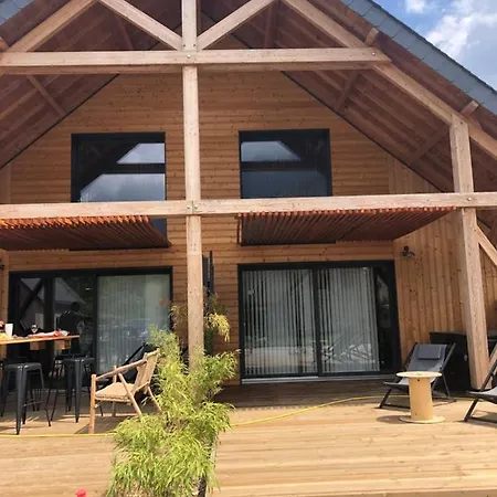 Chalet Le Petit Repaire De Sailhan,