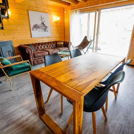 Le Petit Repaire De Sailhan, Chalet Sailhan