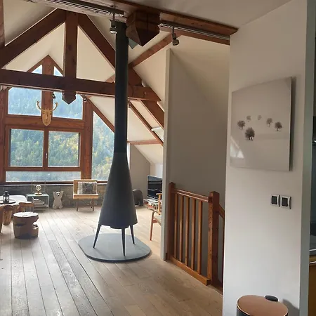 Le Petit Repaire De Sailhan, * Sailhan
