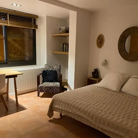 Le Petit Repaire De Sailhan, Chalet *